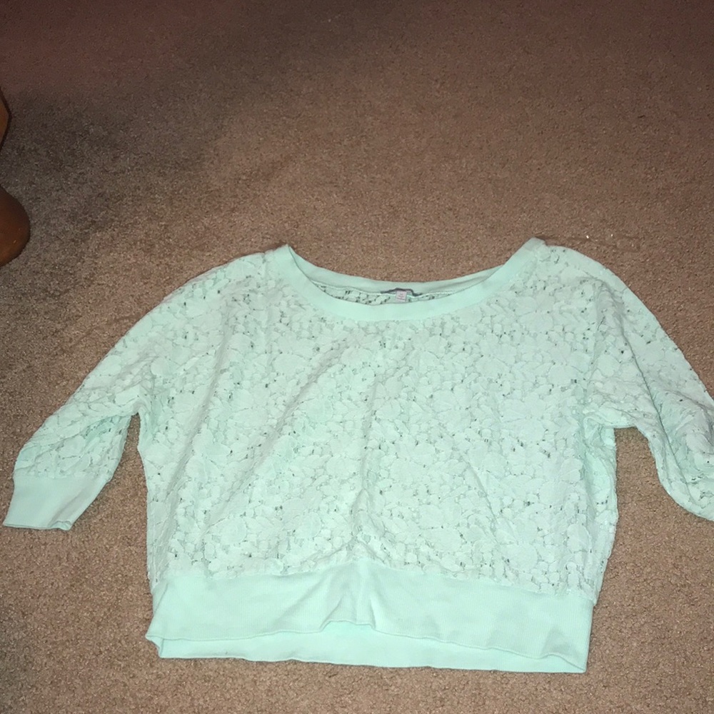 Crop top